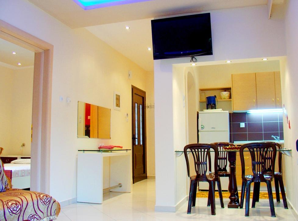 Dimos Bungalows PalaiónTsiflíkion الغرفة الصورة